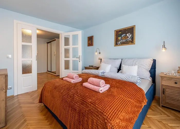 The Angels Old Town Daire Krakow