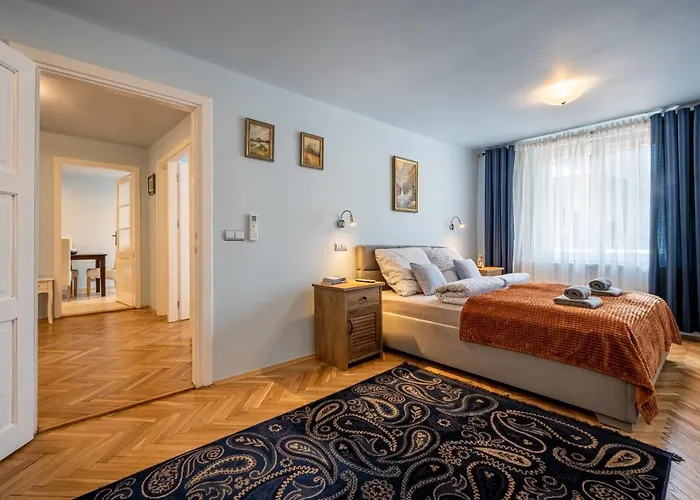 The Angels Old Town *