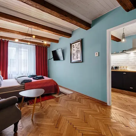 The Angels Old Town Appartement *
